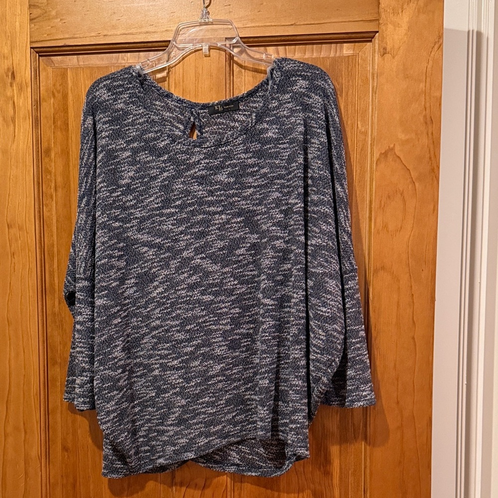 Women's Blue Knit Top